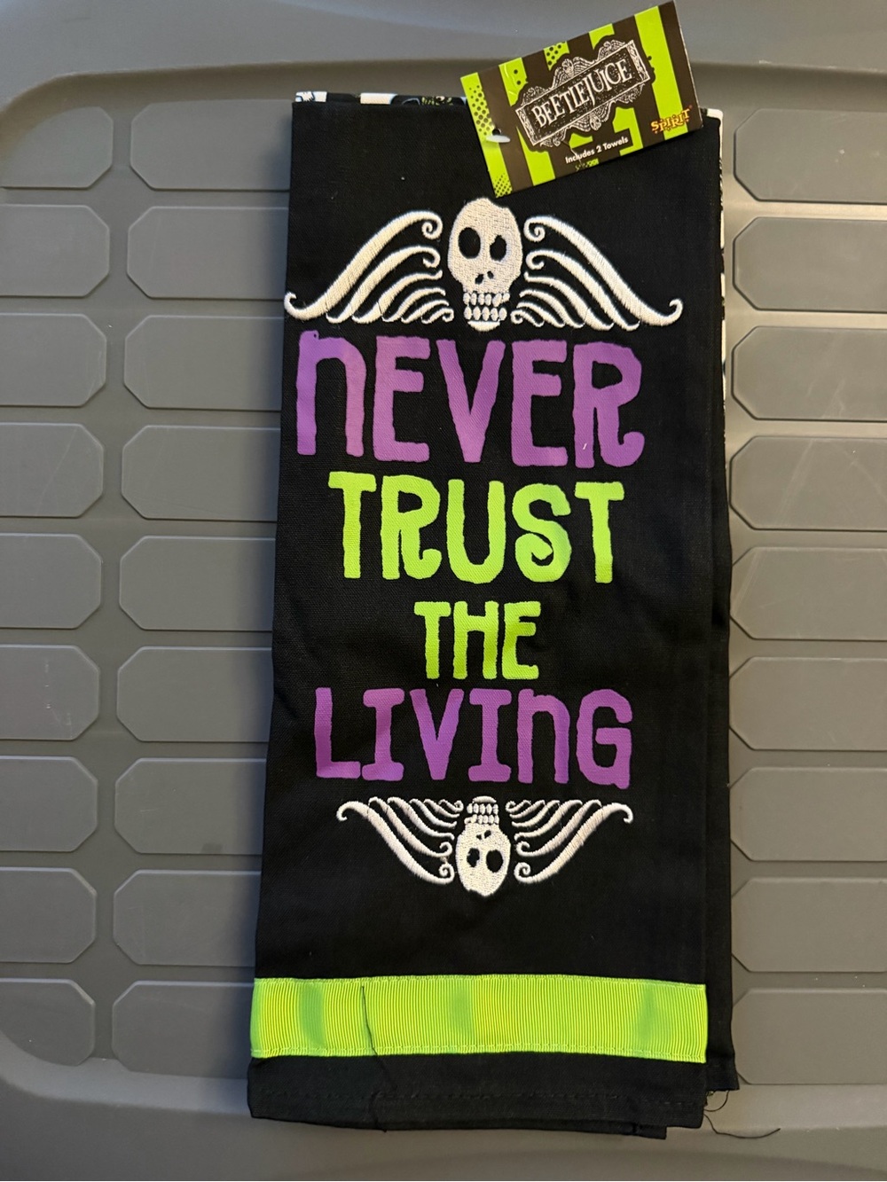 Beetle juice 2pk kitchen Towels